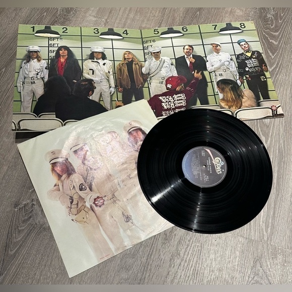 CHEAP Trick - Dream Police - Vinyl Album - Picture 3 of 6